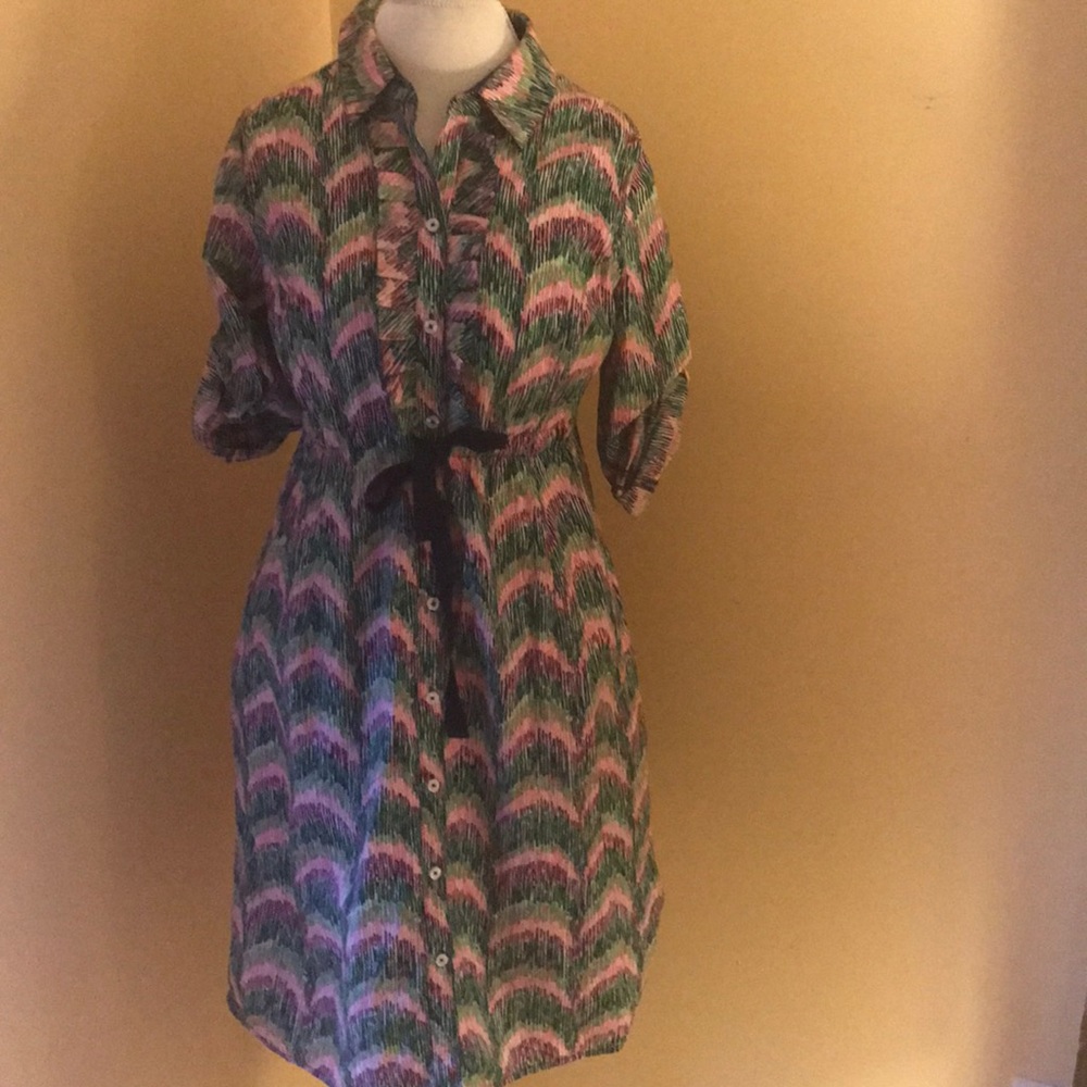 EUC Lilly dress with button up sleeves